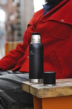 Stanley M18B2C Adventure To Go Bottle 0.75L -MOUTAIN WAREHOUSE m18b2c 001 adventuretogobottle075l20240502125116 4