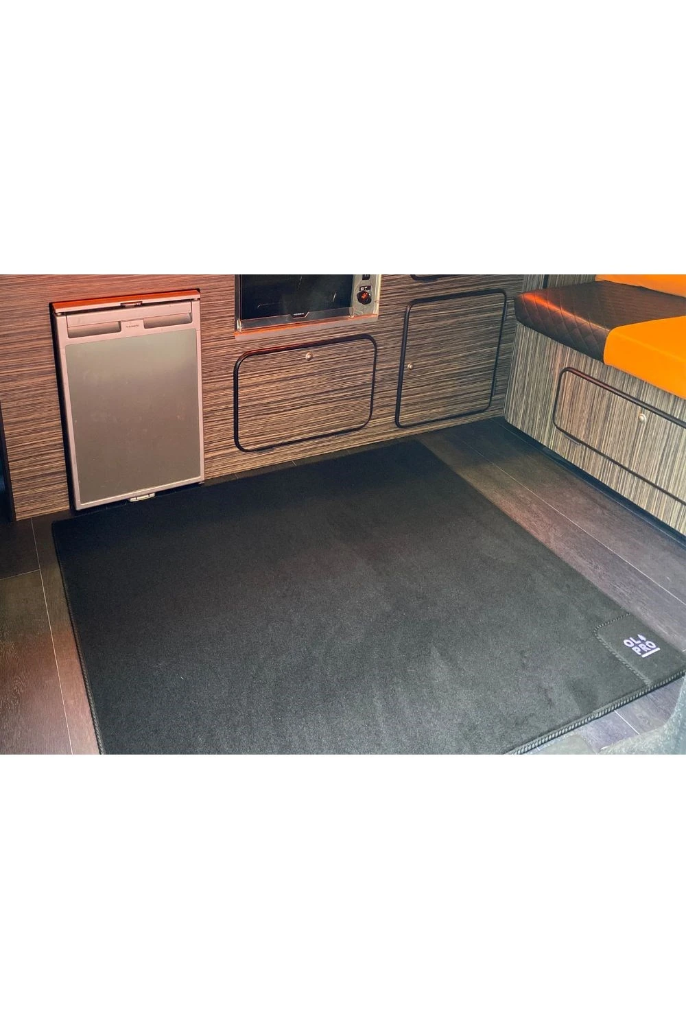 M2596D Black Rear Campervan Living Area Carpet - 10 M2596D Black Rear Campervan Living Area Carpet - 10 -MOUTAIN WAREHOUSE m2596d 001 blackrearcampervanlivingareacarpet1020250417102112 2