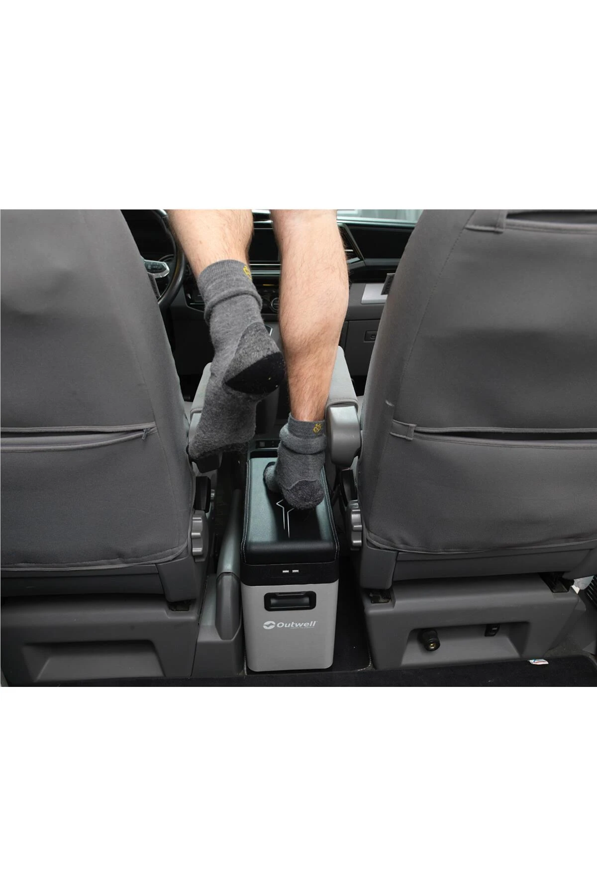 M2AE72 Arctic Chill 8 Compressor Cooler Outwell M2AE72 Arctic Chill 8 Compressor Cooler -MOUTAIN WAREHOUSE m2ae72 001 arcticchill8compressorcooler20250103053602 10