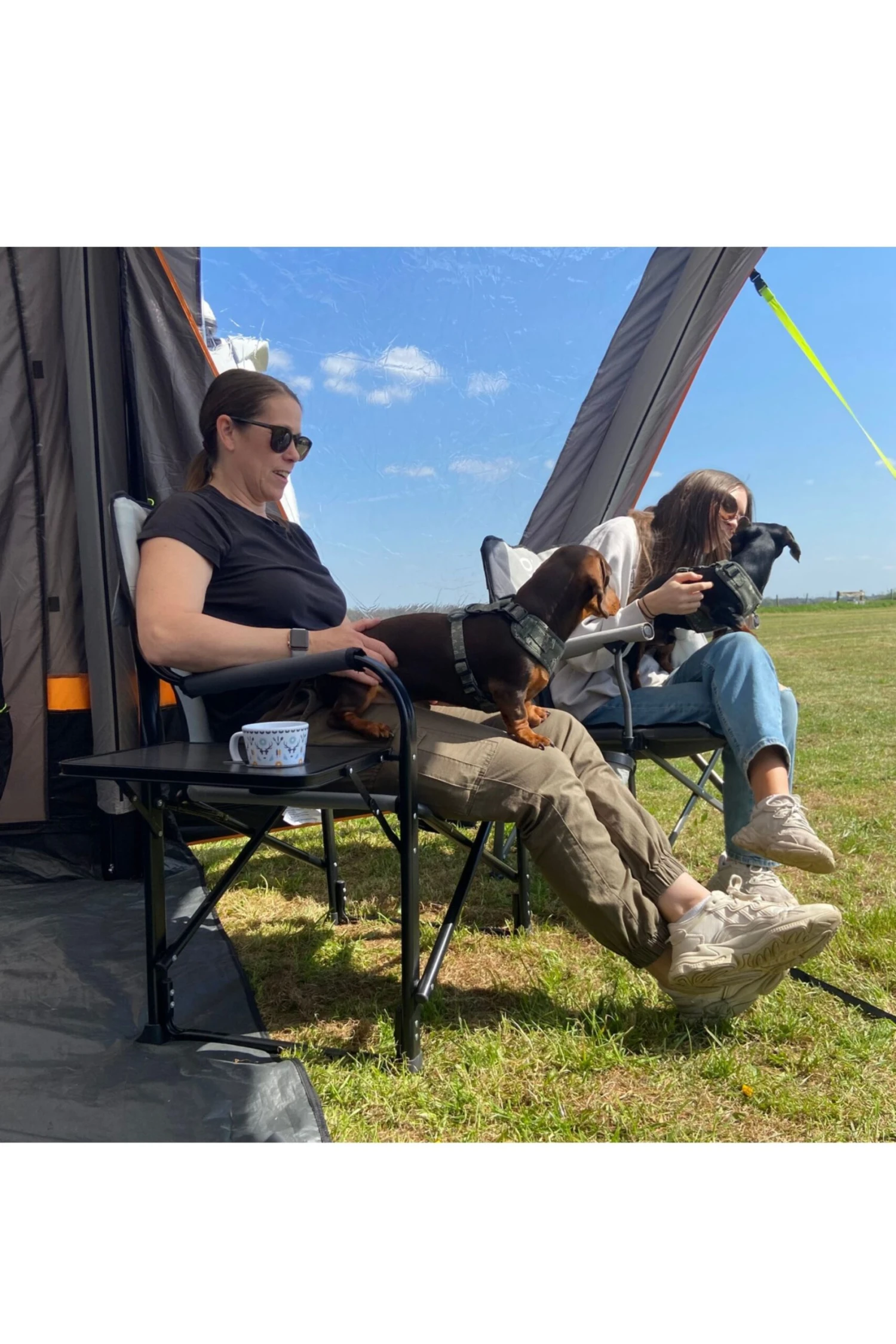 M2F0A8 Directors Style Camping Chair M2F0A8 Directors Style Camping Chair -MOUTAIN WAREHOUSE m2f0a8 001 directorsstylecampingchair20230725043616 9 scaled