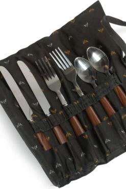 M3DED1 2 Person Butterfly Lidded Picnic Basket -MOUTAIN WAREHOUSE m3ded1 001 2personbutterflyliddedpicnicbasket20230629035122 5