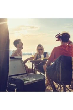 Dometic M48E3A CFX3 100 Mobile Compressor Coolbox - 99 L -MOUTAIN WAREHOUSE m48e3a 001 cfx3100mobilecompressorcoolbox99l20250530123618 10