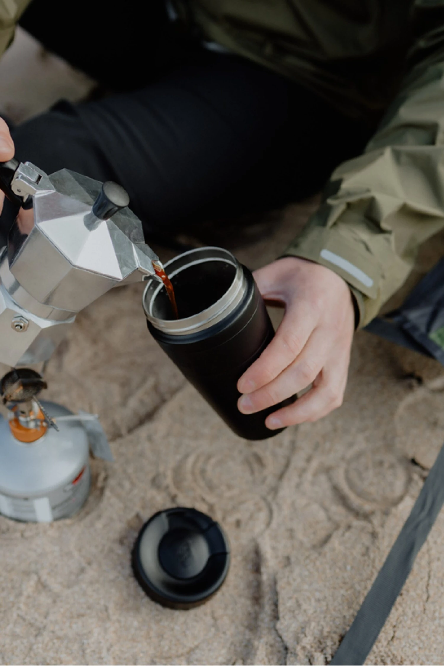 M4DC9D Traveller Thermal Stainless Steel Cup L 16oz/454ml M4DC9D Traveller Thermal Stainless Steel Cup L 16oz/454ml -MOUTAIN WAREHOUSE m4dc9d 002 travellerthermalstainlesssteelcupl16oz454ml20250117092118 5 scaled