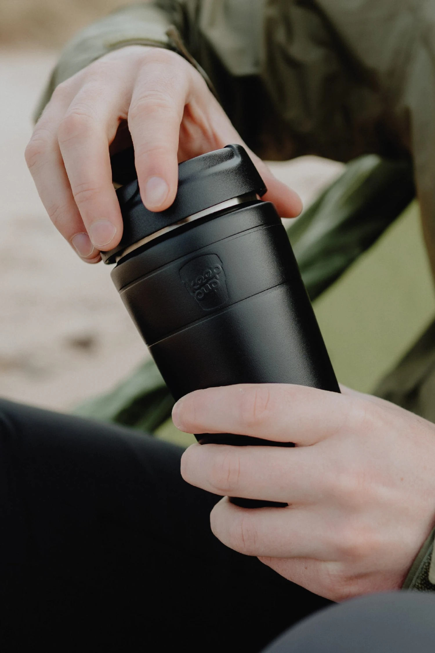 M4DC9D Traveller Thermal Stainless Steel Cup L 16oz/454ml M4DC9D Traveller Thermal Stainless Steel Cup L 16oz/454ml -MOUTAIN WAREHOUSE m4dc9d 002 travellerthermalstainlesssteelcupl16oz454ml20250117102107 3 scaled