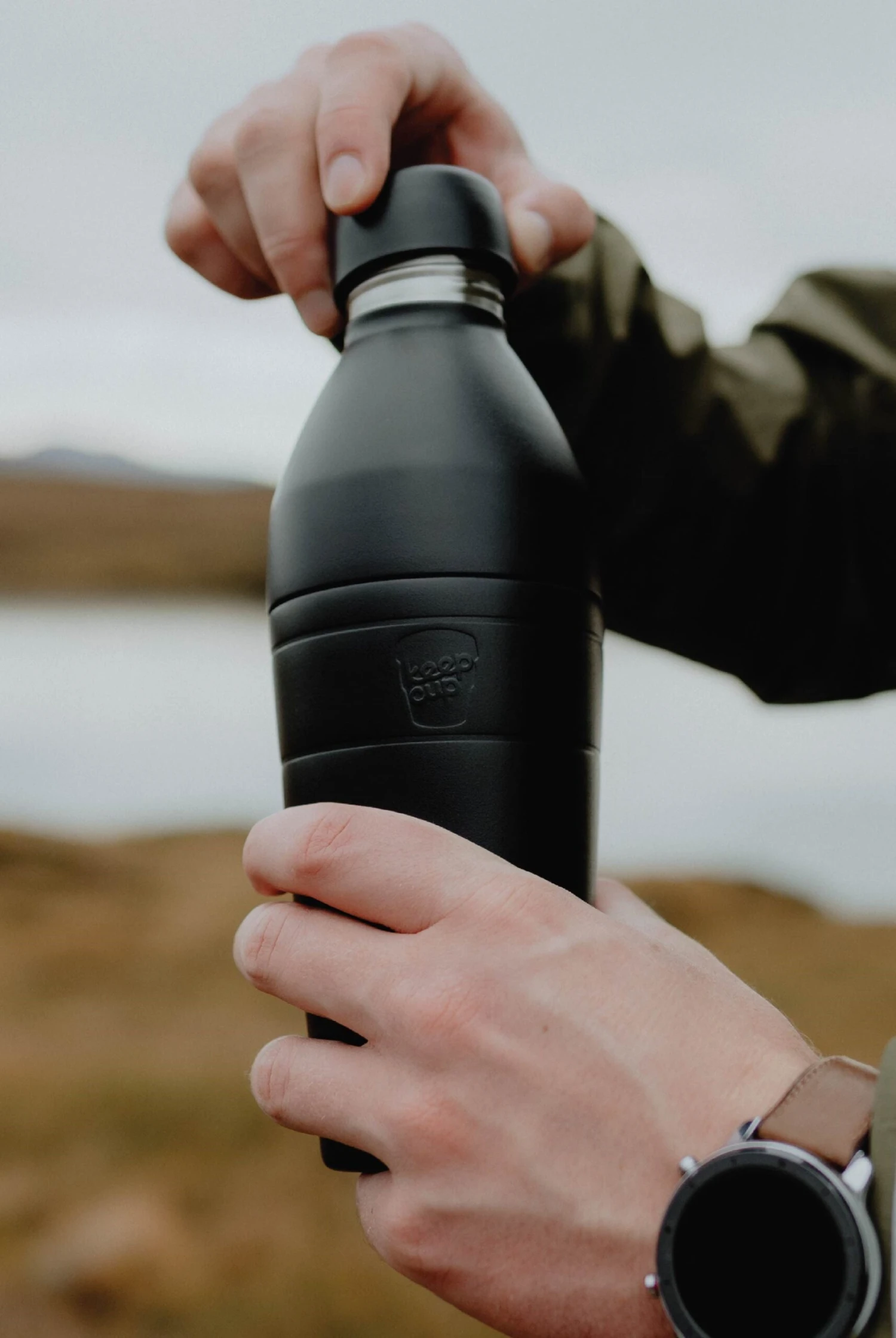 M61F41 Thermal Kit Reusable Stainless Steel Cup Bottle M M61F41 Thermal Kit Reusable Stainless Steel Cup Bottle M -MOUTAIN WAREHOUSE m61f41 001 thermalkitreusablestainlesssteelcupbottlem20250203102105 6 scaled