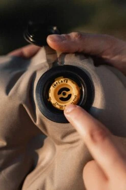 Klymit M67F7C Static V Camping Sleeping Pad 10 Klymit M67F7C Static V Camping Sleeping Pad -MOUTAIN WAREHOUSE m67f7c 001 staticvcampingsleepingpad20230531055156 9