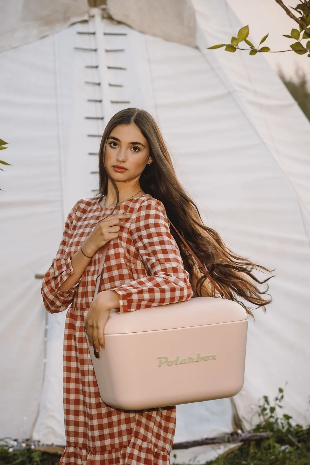 M70621 Polarbox 20L Retro Coolbox M70621 Polarbox 20L Retro Coolbox -MOUTAIN WAREHOUSE