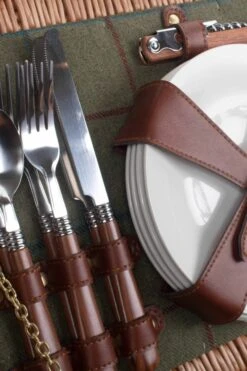 M81F33 4 Person Fitted Picnic Basket With Drawers 5 M81F33 4 Person Fitted Picnic Basket With Drawers -MOUTAIN WAREHOUSE m81f33 001 4personfittedpicnicbasketwithdrawers20230629035127 4