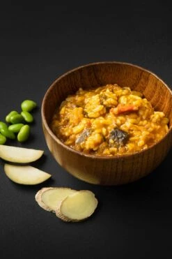 Real Turmat M82A6B Asian Curry Freeze-Dried Camping Food -MOUTAIN WAREHOUSE m82a6b 001 asiancurryfreezedriedcampingfood20230613043609 2