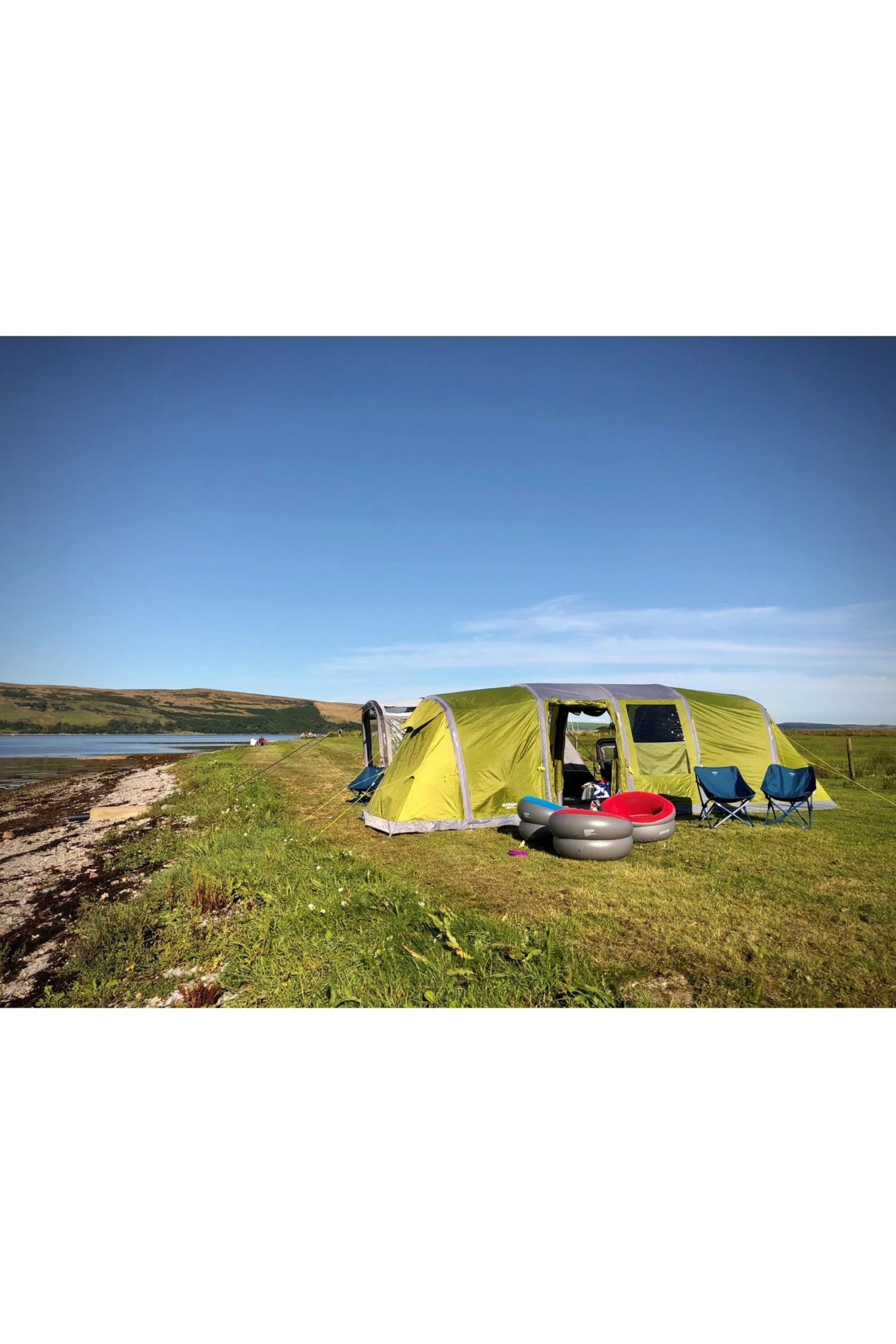 M93BF8 Inflatable Donut Flocked Chair Vango M93BF8 Inflatable Donut Flocked Chair -MOUTAIN WAREHOUSE m93bf8 001 inflatabledonutflockedchair20250214053628 3 scaled