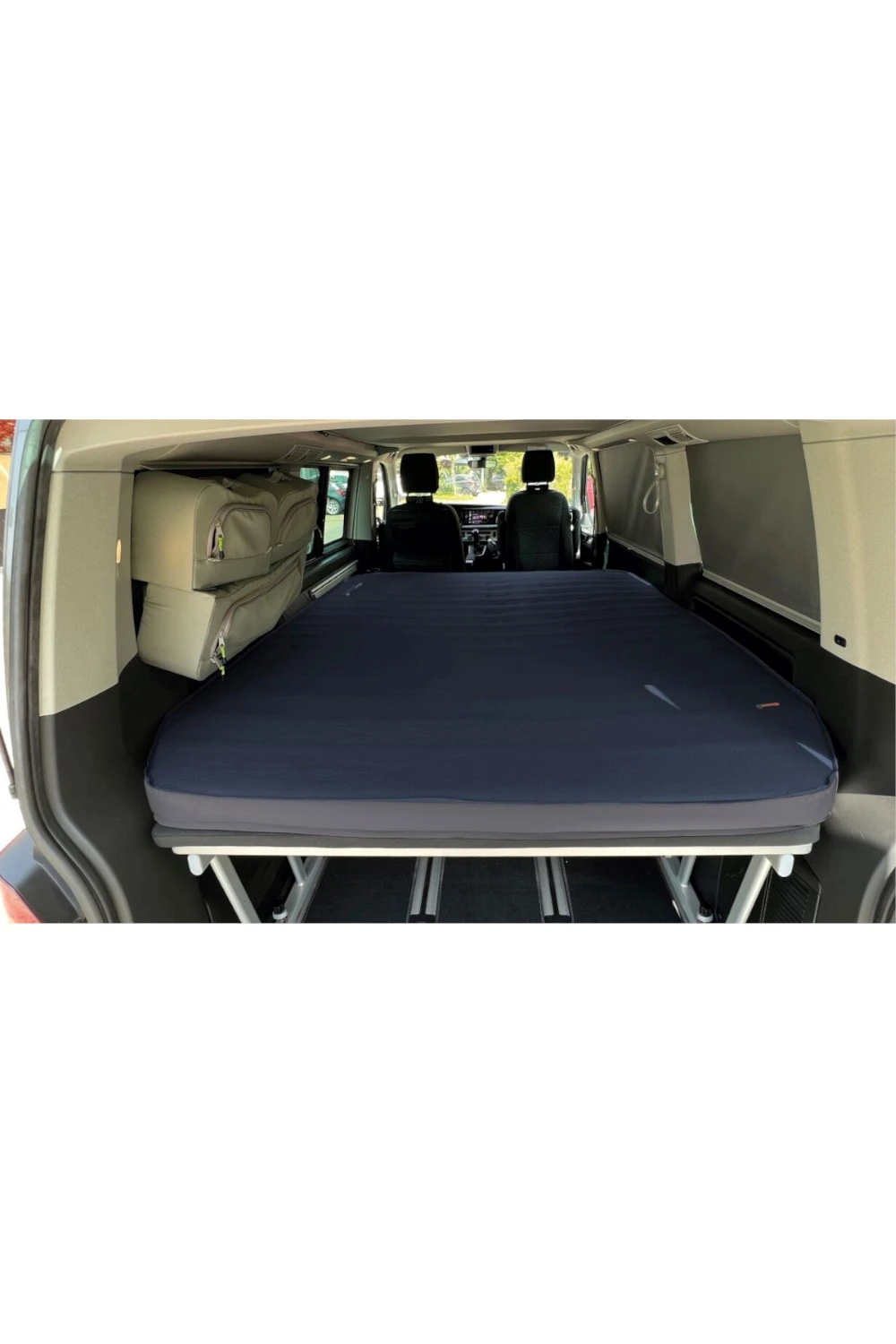 MAEFC5 Dreamboat Campervan Wide 7.5 cm Self-Inflating Mat Outwell MAEFC5 Dreamboat Campervan Wide 7.5 Cm Self-Inflating Mat -MOUTAIN WAREHOUSE maefc5 001 dreamboatcampervanwide75cmselfinflatingmat20240328053607 7