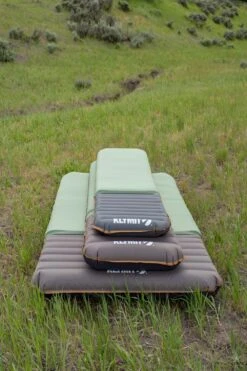 Klymit MB4327 Klymaloft Extra Large Sleeping Pad 4 Klymit MB4327 Klymaloft Extra Large Sleeping Pad -MOUTAIN WAREHOUSE mb4327 001 klymaloftextralargesleepingpad20230719053612 3
