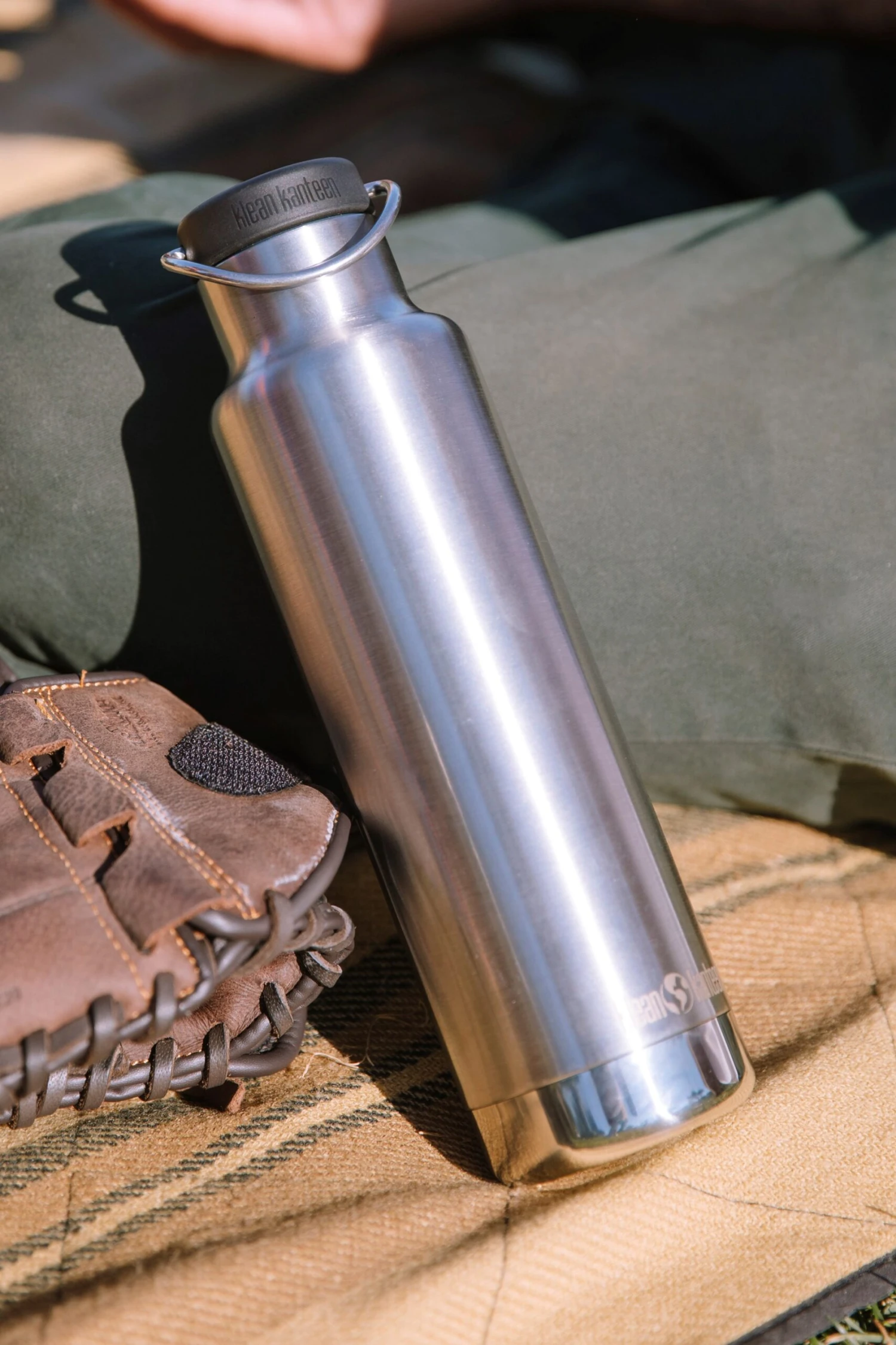 MB7E45 Vacuum Insulated 592ml Water Bottle Loop Cap Klean Kanteen MB7E45 Vacuum Insulated 592ml Water Bottle Loop Cap -MOUTAIN WAREHOUSE mb7e45 001 vacuuminsulated592mlwaterbottleloopcap20250307013635 3 scaled