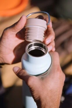 Klean Kanteen MB7E45 Vacuum Insulated 592ml Water Bottle Loop Cap 10 Klean Kanteen MB7E45 Vacuum Insulated 592ml Water Bottle Loop Cap -MOUTAIN WAREHOUSE mb7e45 003 vacuuminsulated592mlwaterbottleloopcap20250307013636 3