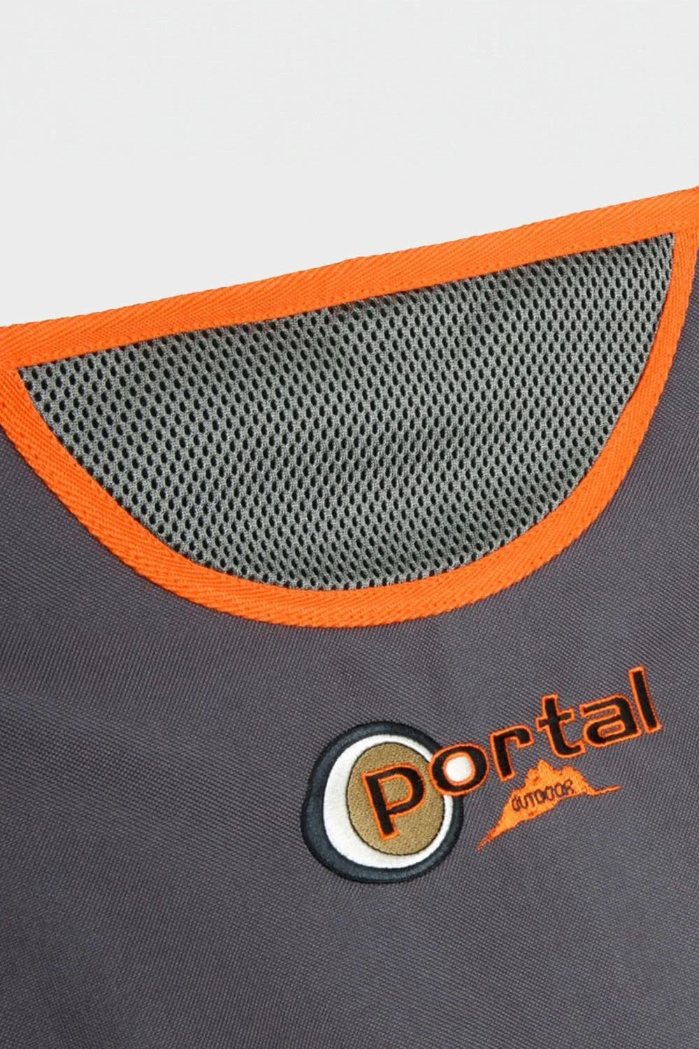 MBA3D0 Aaron Folding Camping Chair MBA3D0 Aaron Folding Camping Chair -MOUTAIN WAREHOUSE mba3d0 001 aaronfoldingcampingchair20240807093629 3