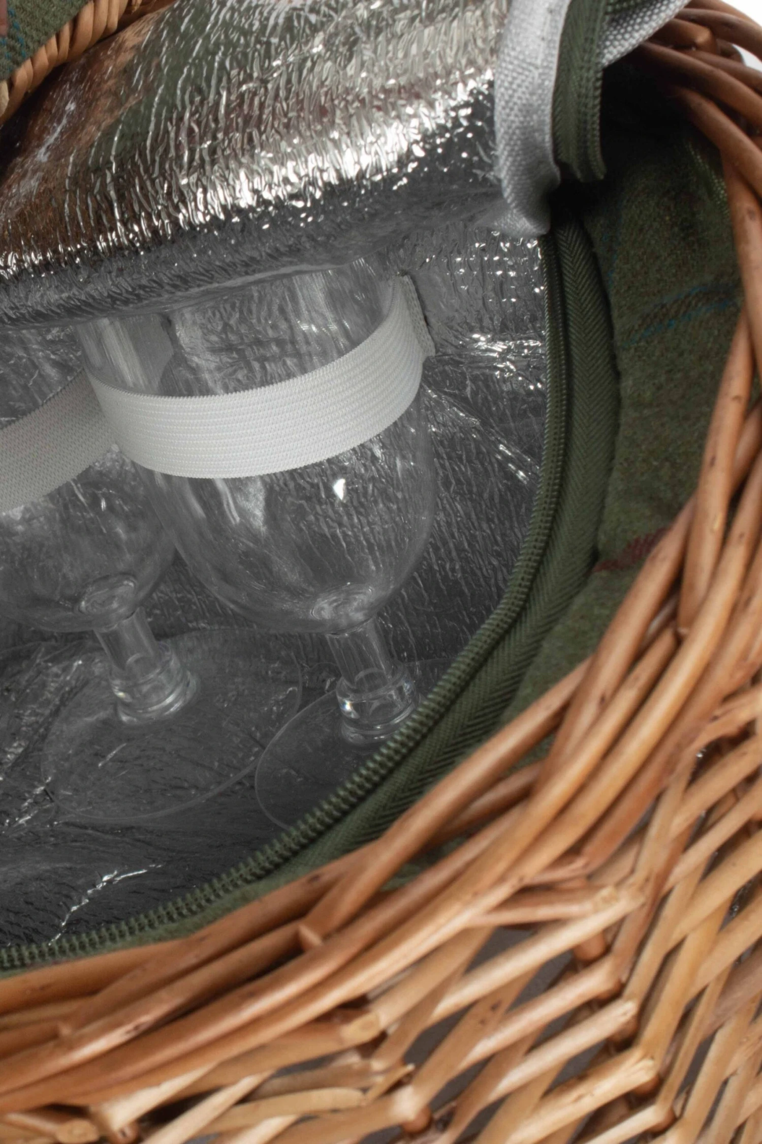 MBF17F Oval Double Steamed 2 Person Fitted Picnic Basket MBF17F Oval Double Steamed 2 Person Fitted Picnic Basket -MOUTAIN WAREHOUSE mbf17f 001 ovaldoublesteamed2personfittedpicnicbasket20230629035114 5 scaled