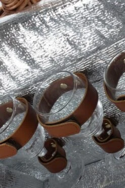 MD0F95 Elegant 4 Person Blue Tweed Fitted Picnic Basket 5 MD0F95 Elegant 4 Person Blue Tweed Fitted Picnic Basket -MOUTAIN WAREHOUSE md0f95 001 elegant4personbluetweedfittedpicnicbasket20230629035130 4