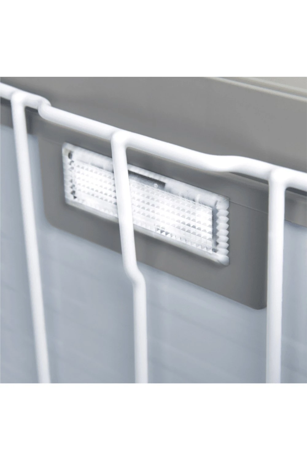 MFFFAB CFF 45 Mobile Compressor Cool Box - 44 L Dometic MFFFAB CFF 45 Mobile Compressor Cool Box - 44 L -MOUTAIN WAREHOUSE